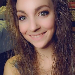 Meet your Posher, Dinah